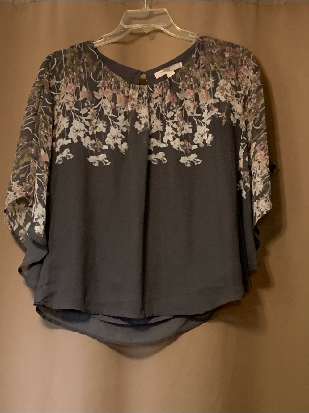 Forever 21 Charcoal Floral Yoke Flutter Sleeve Top